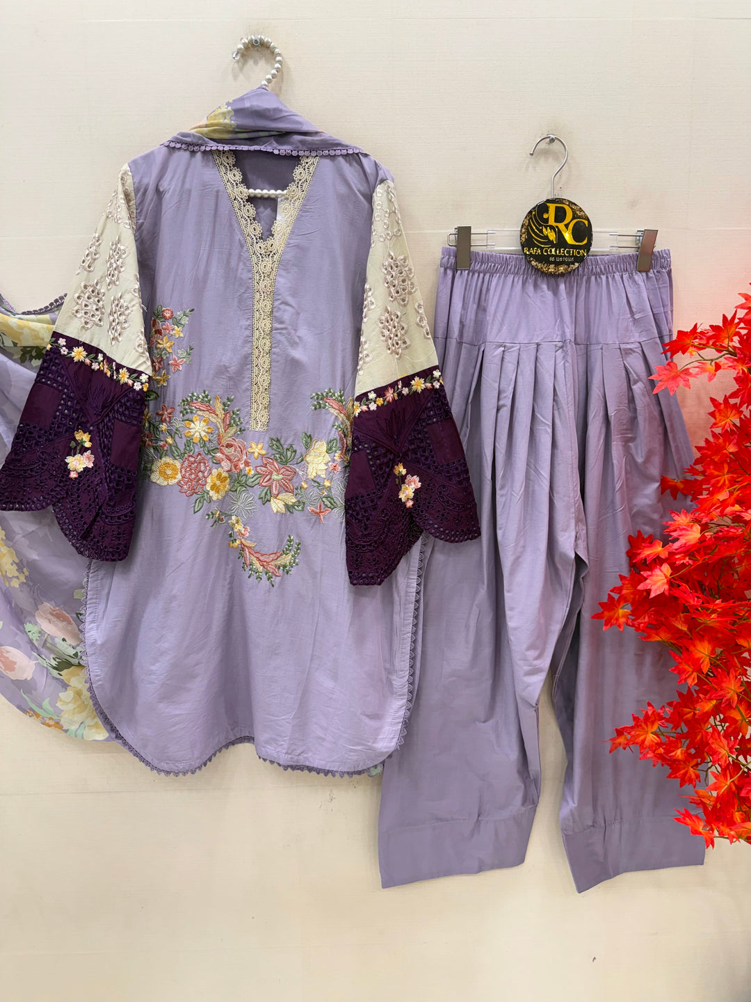 Pakistani Chikankari Suits