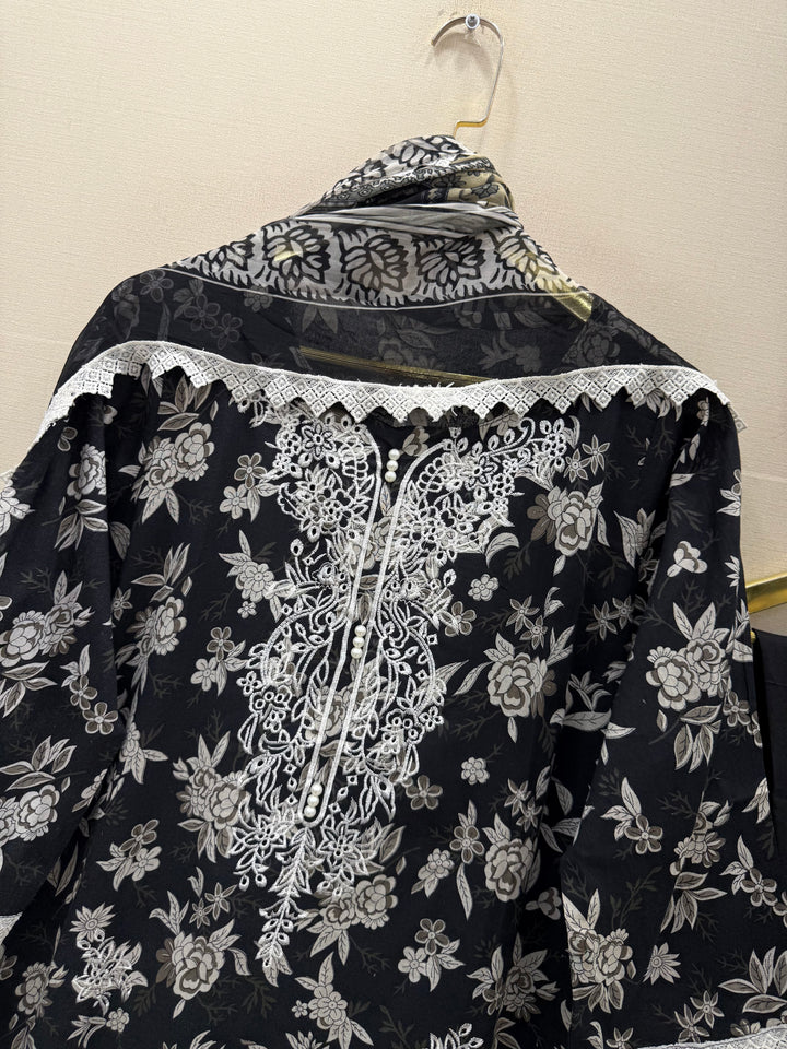 Pakistani printed embroidery suits