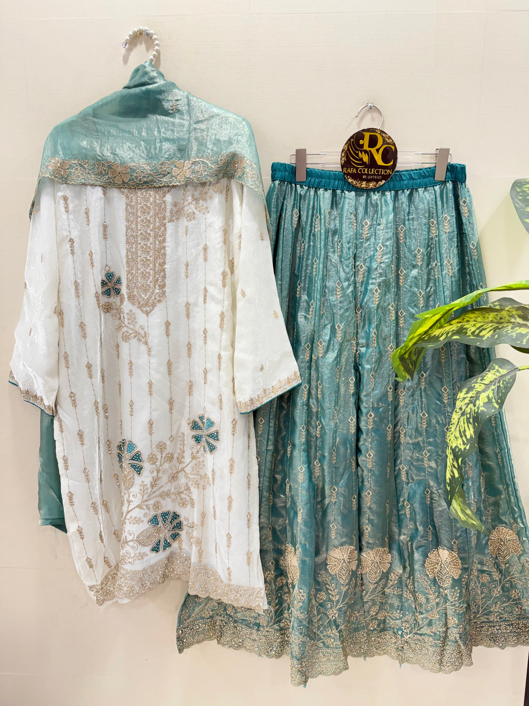 Shimmer Organza suits