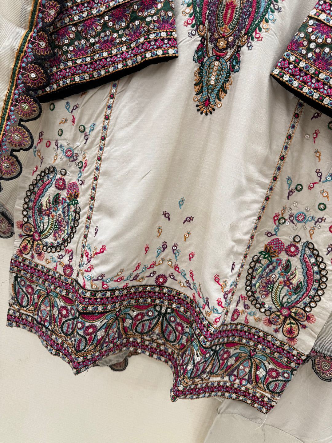 Pakistani Farshi Salwar Suits 6105