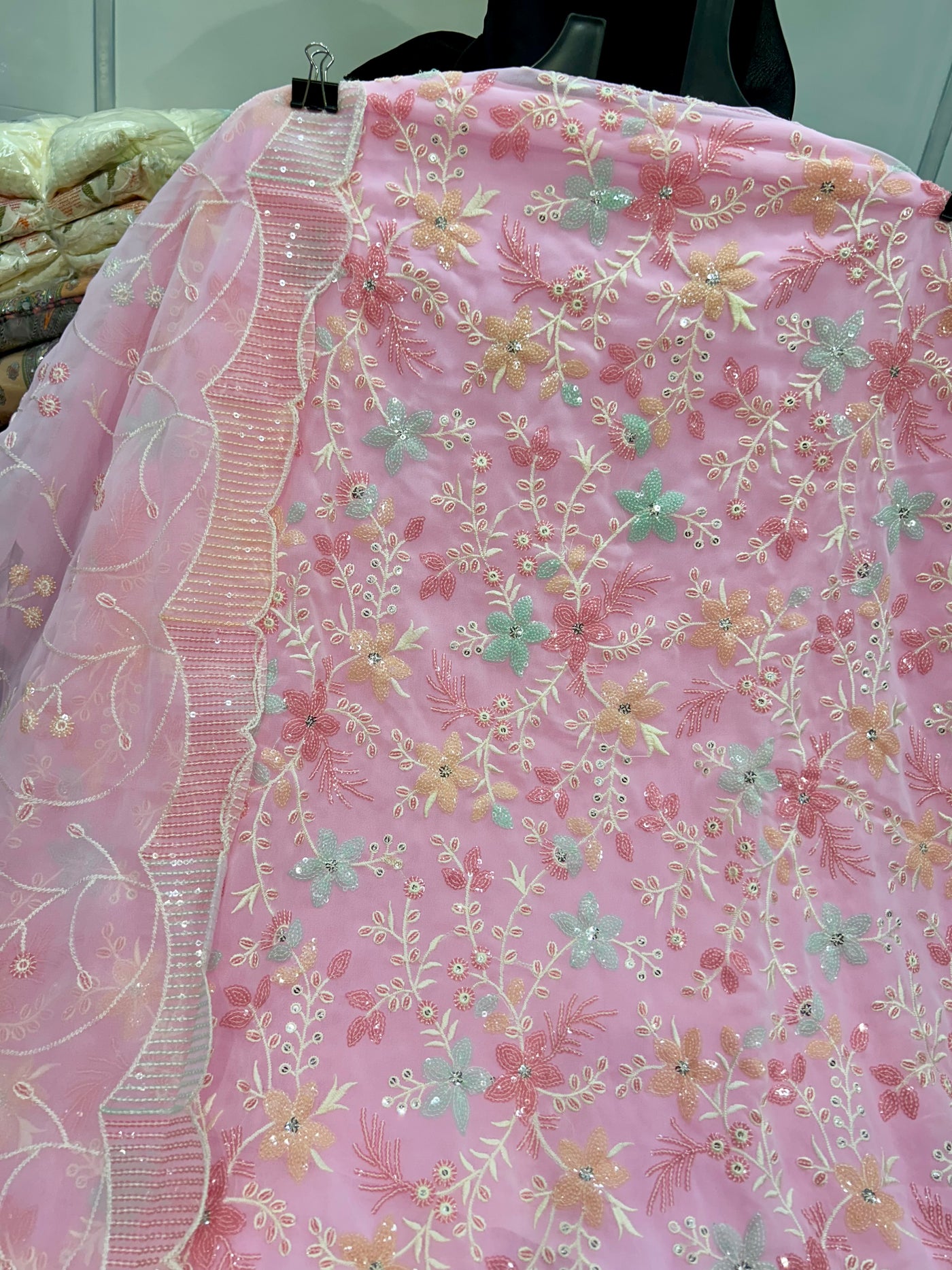 GEORGETTE UNSTICH SUIT 1249