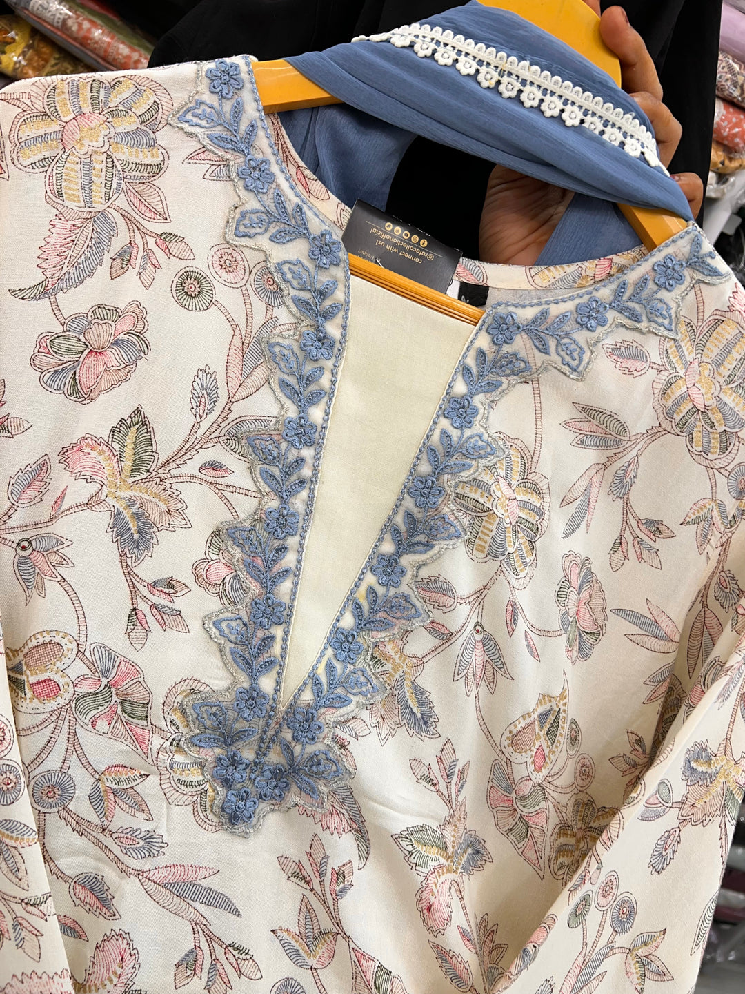 Pakistani formals suits 2807