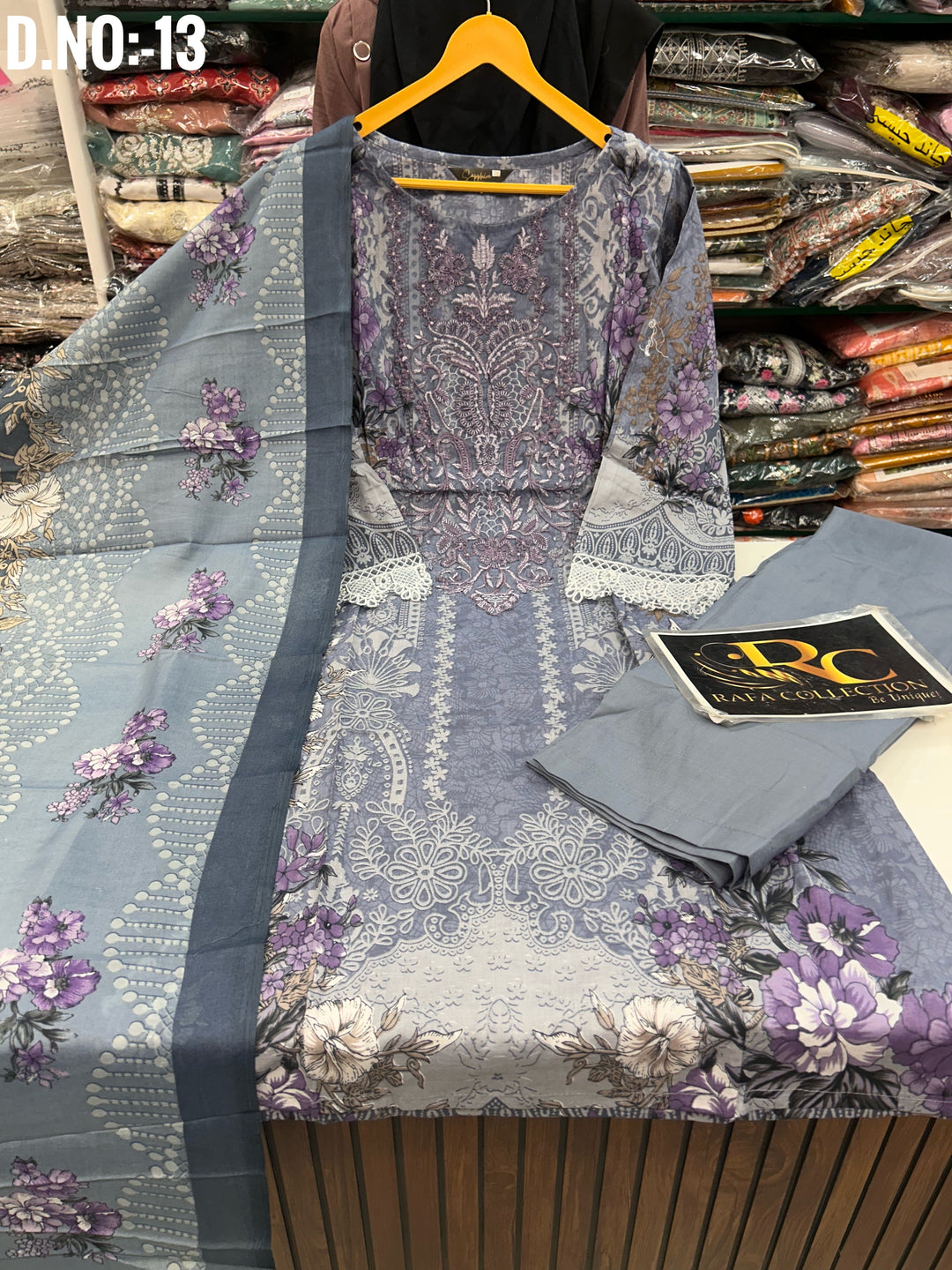 Pakistani embroided suit 1993