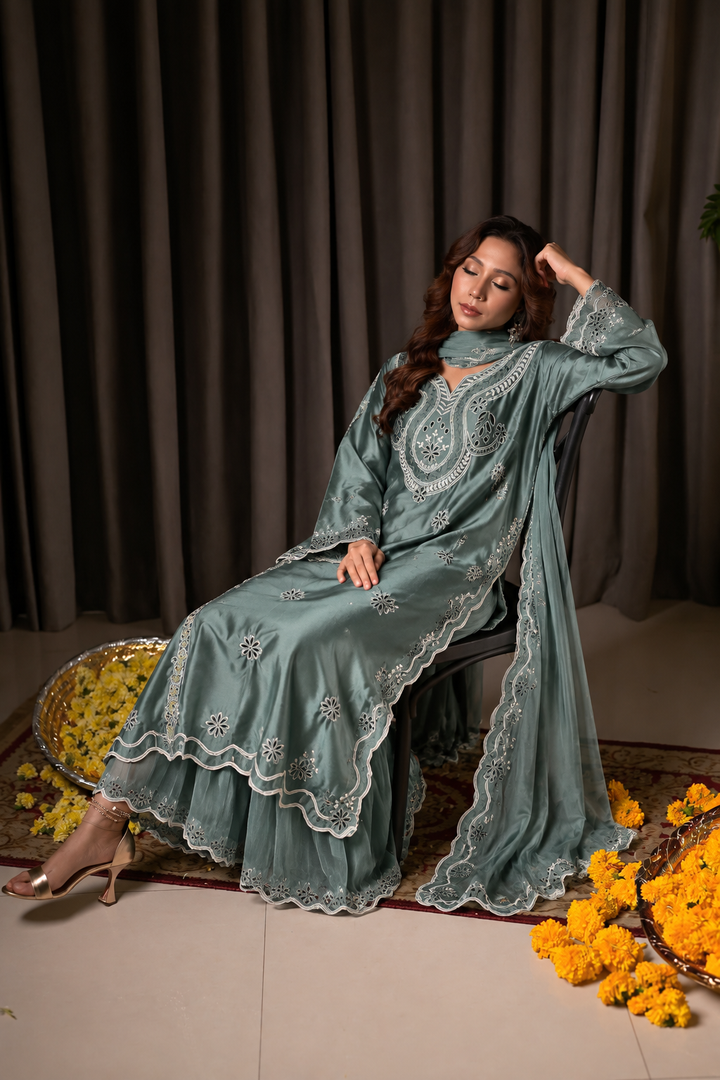 Pakistani cutwork Formal suits 2806