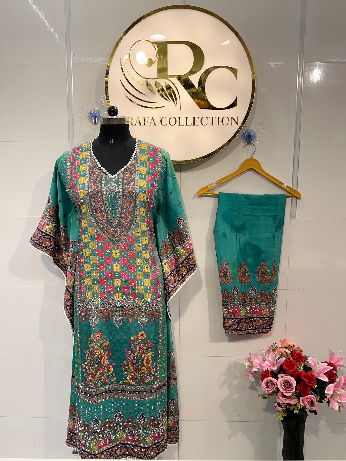 Prachi kaftan 5052