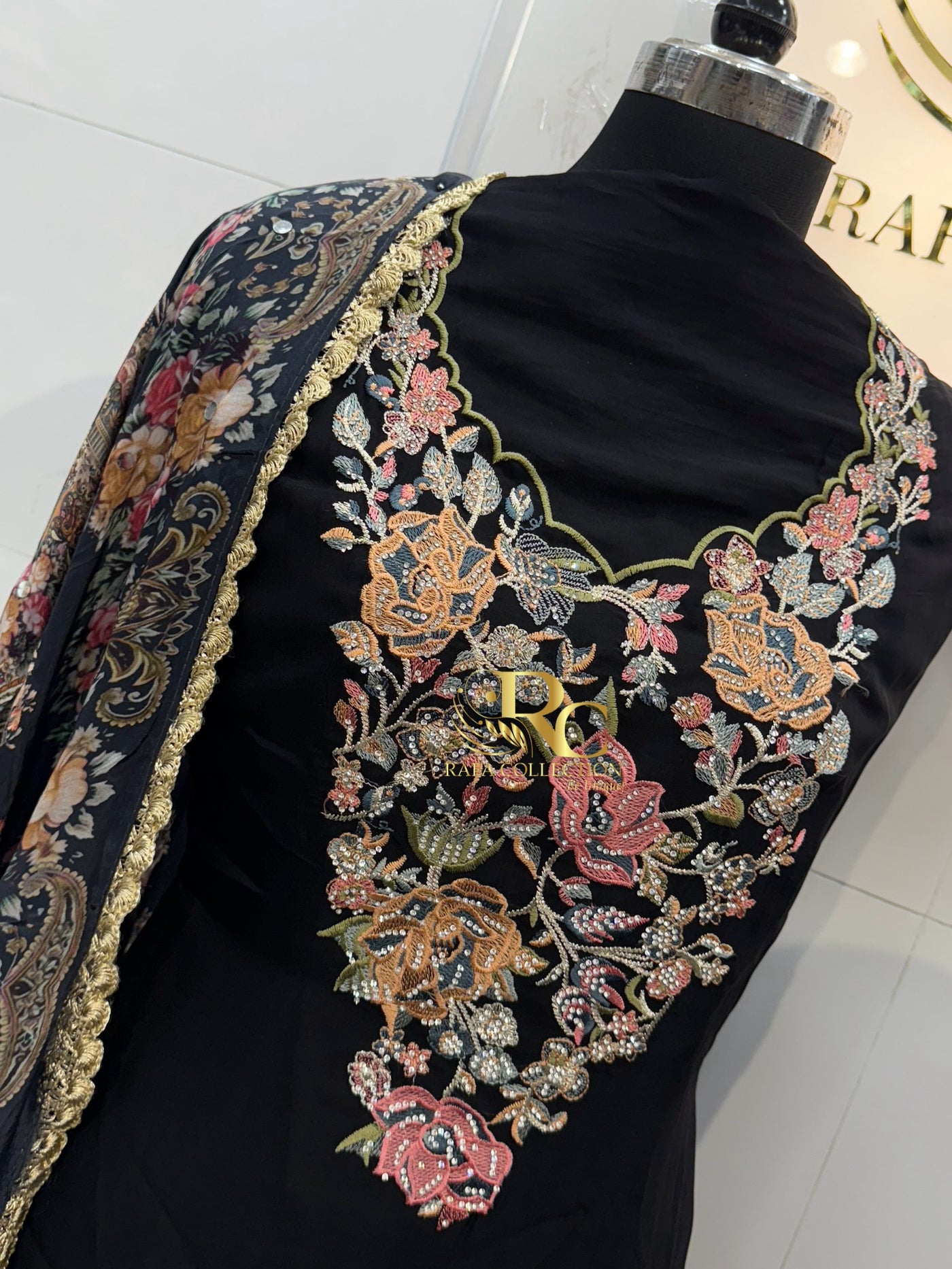 Kaala suit 1711