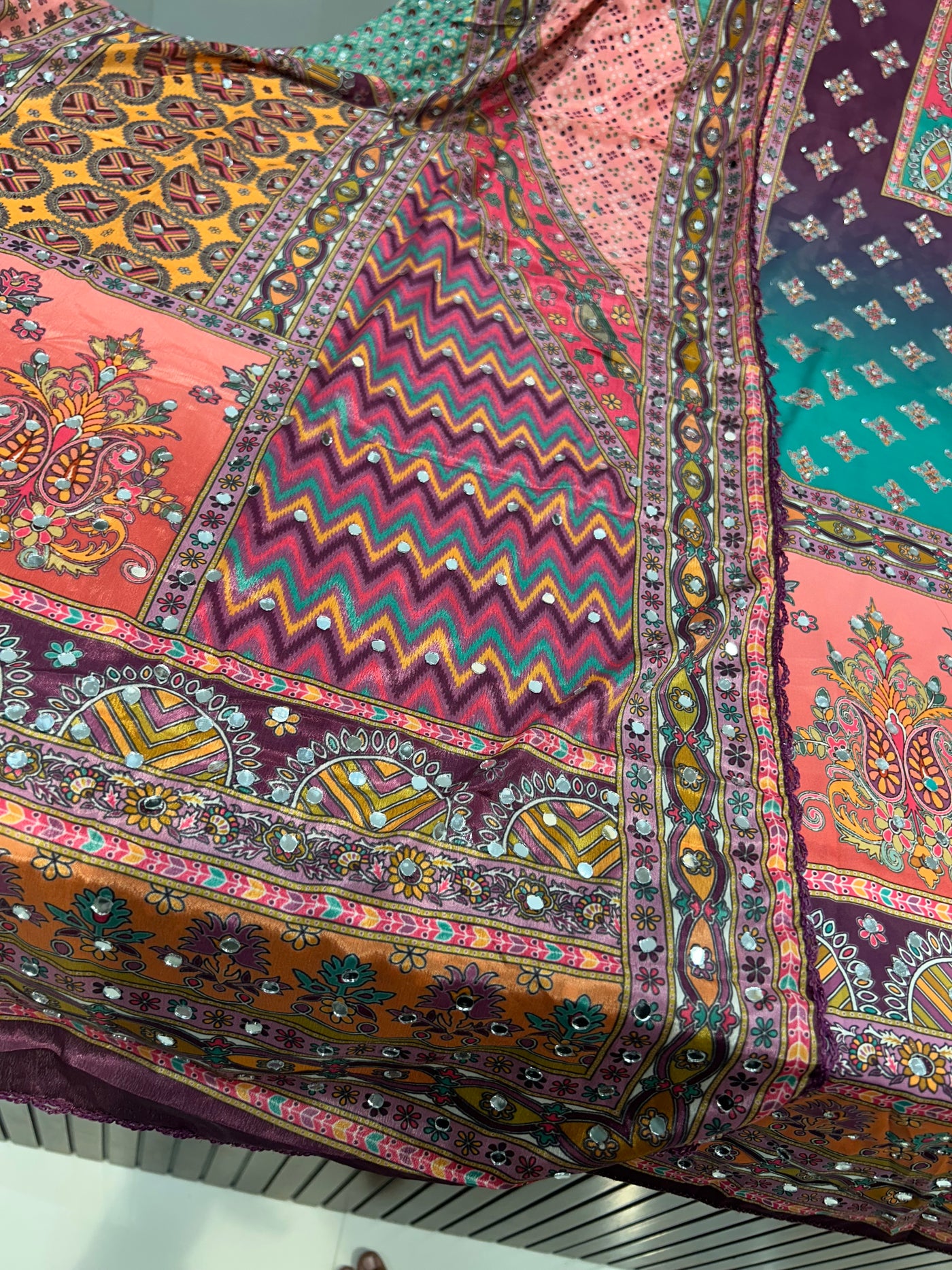 Multi colour mirror Suit 1282