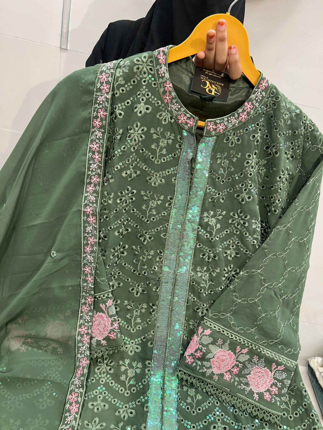 Premium Pakistani Formals 1621