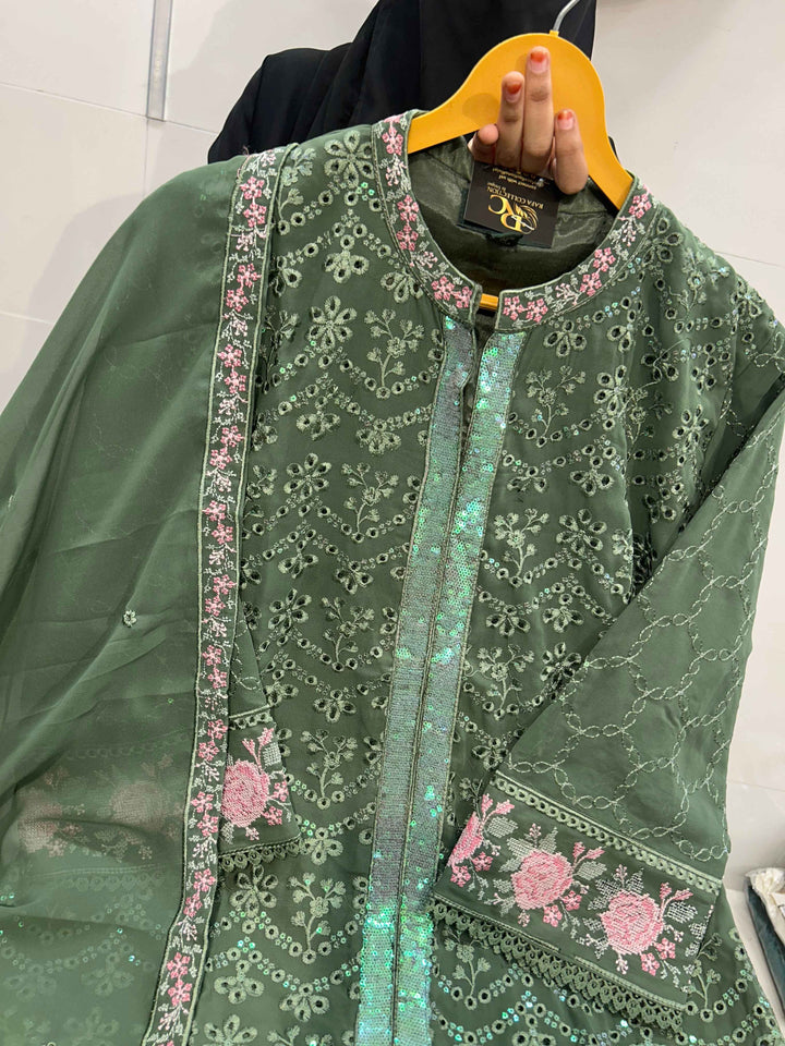 Premium Pakistani Formals 1621