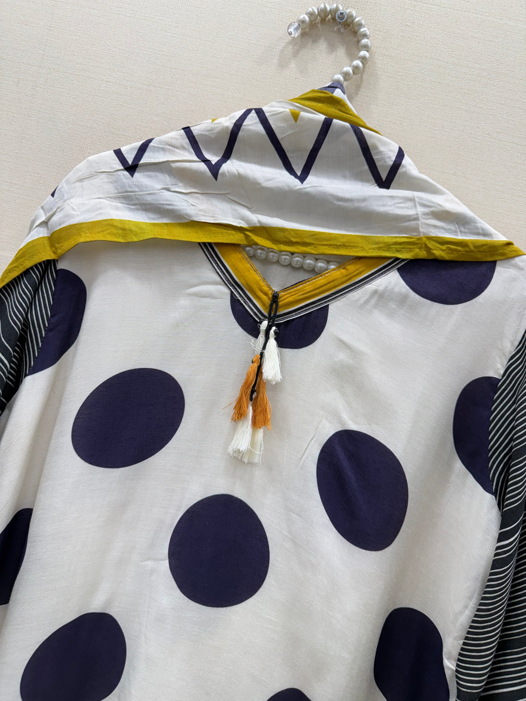 polka dot Pakistani Farshi suits