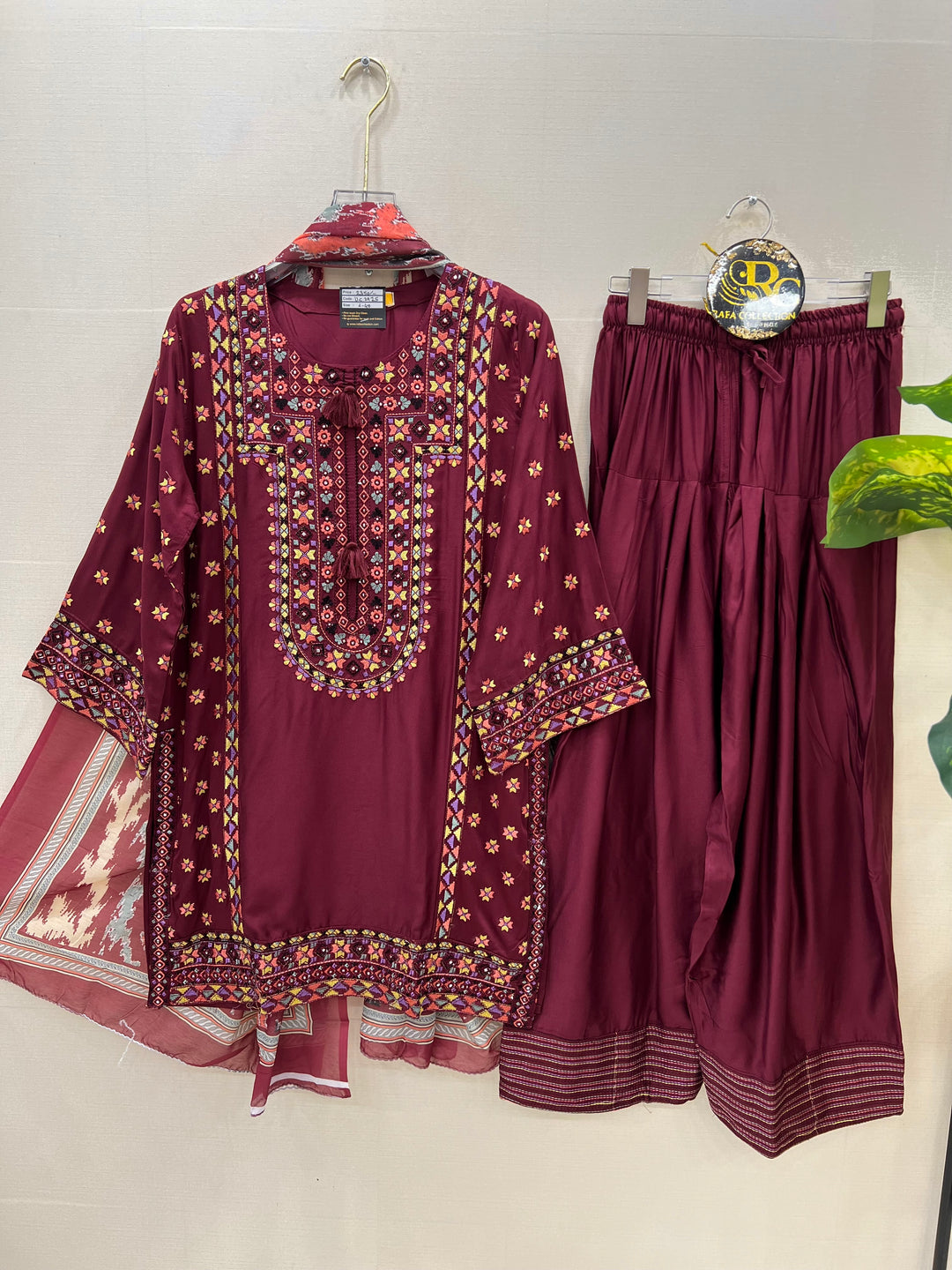 Embroidered afgani Farshi suits 2975