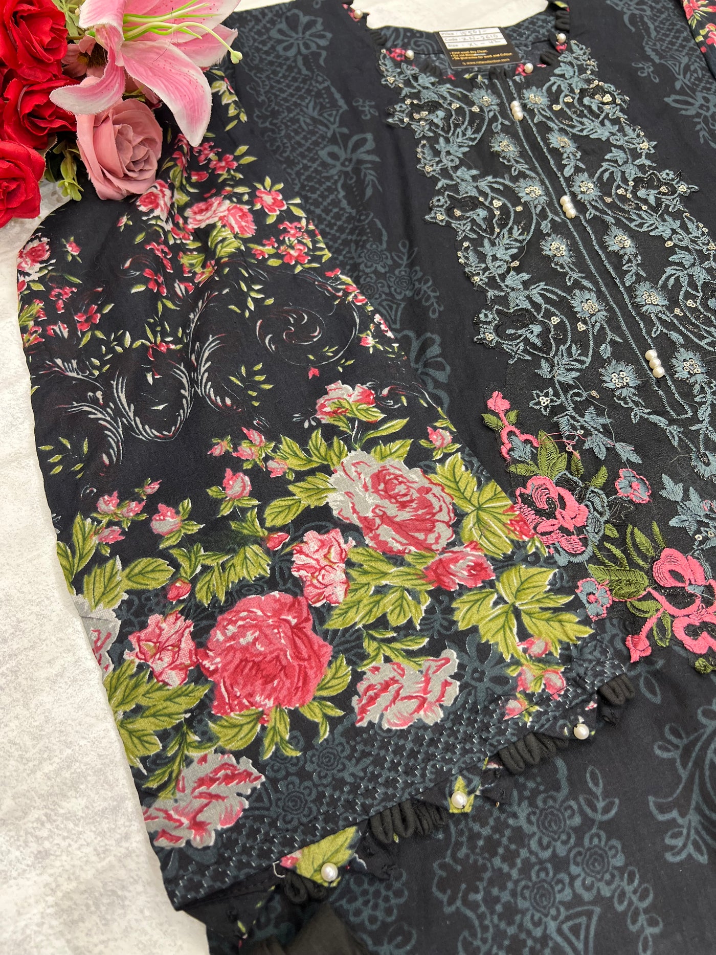 Pakistani embroided suits 2610