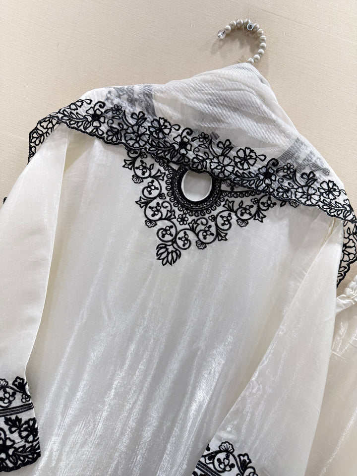Pakistani Embroidered suits 6070