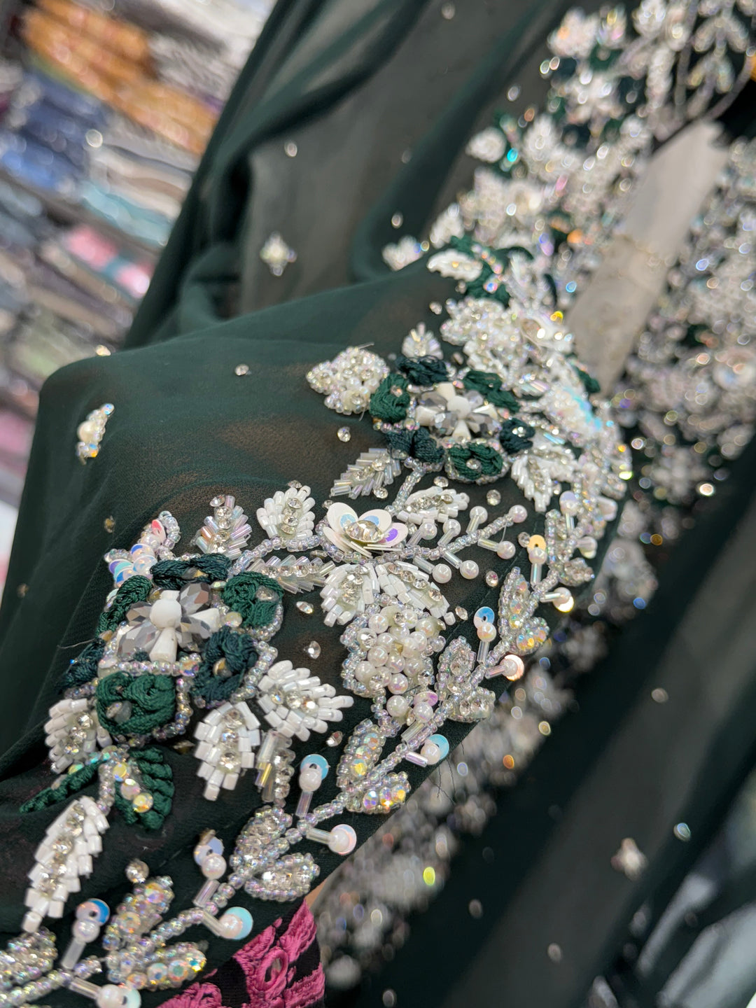 Exclusive wedding dress 28106