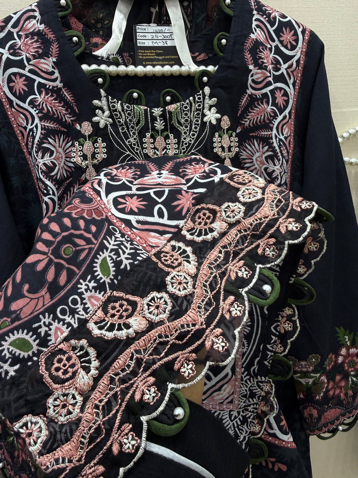 Pakistani patch work suit 3005
