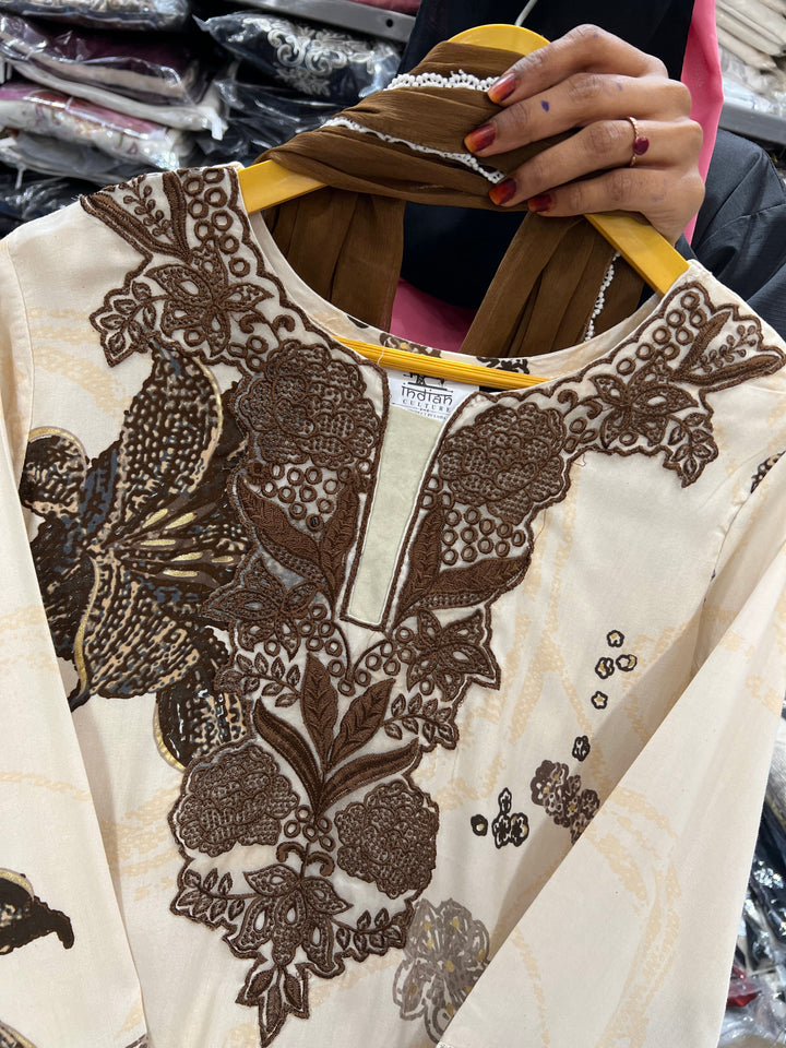 Pakistani cutwork suits 3136