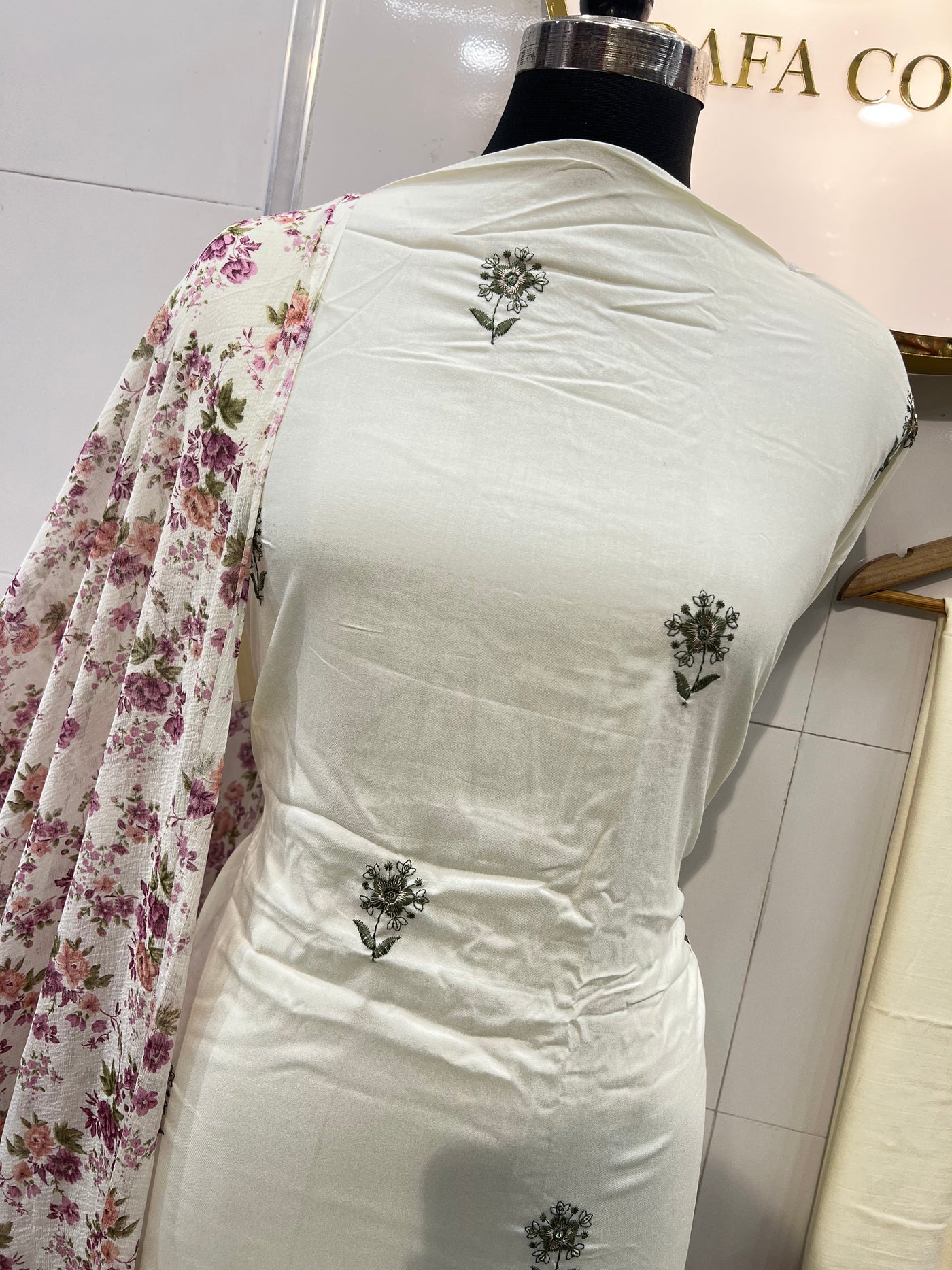 Rayon Unstitch suits 2331