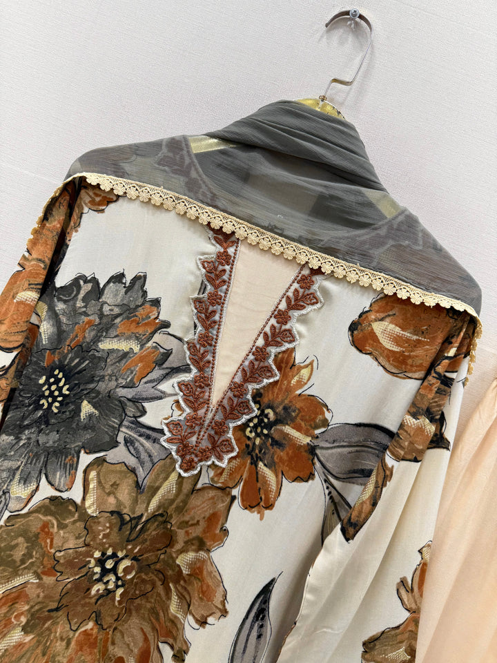 Pakistani embroidered suits 3103