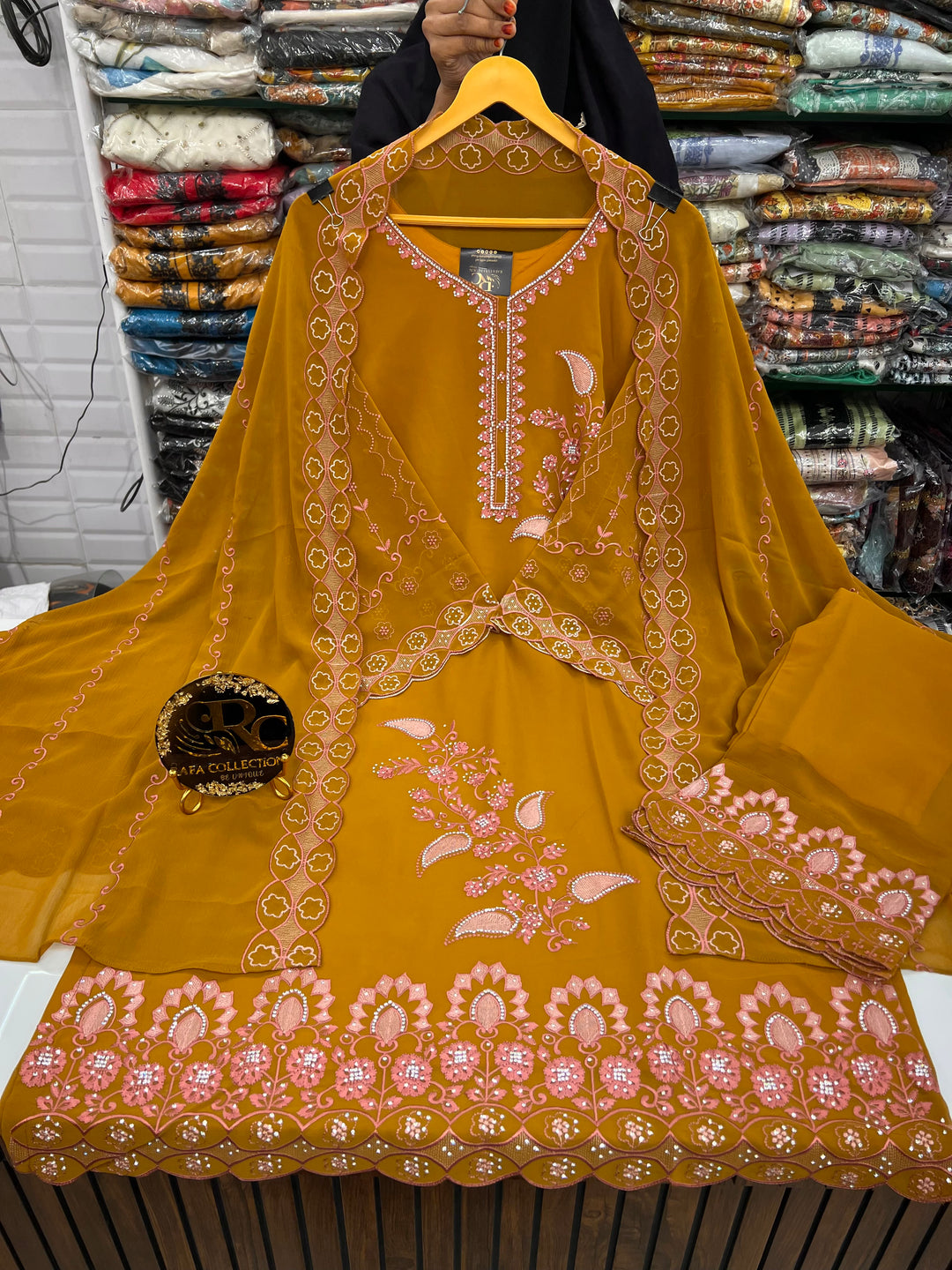 Stone embroidered suits 2781