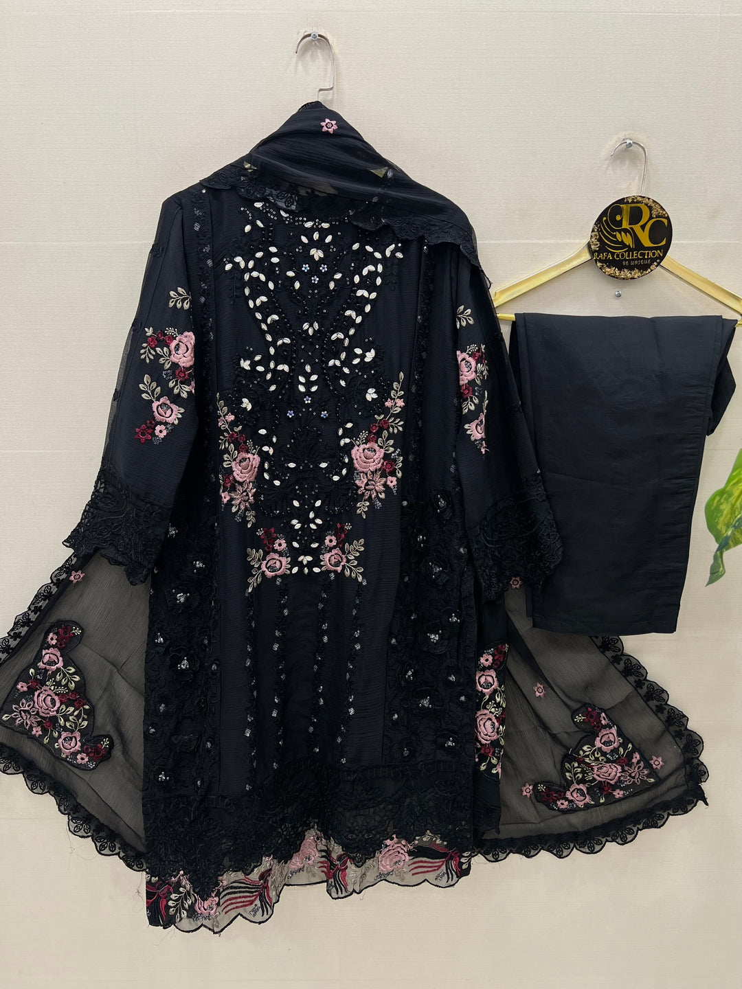 Pakistani Formals suits