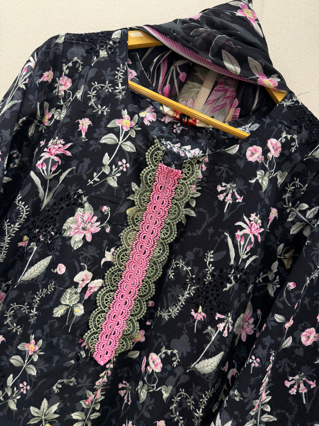 Cotton embroided farshi suits