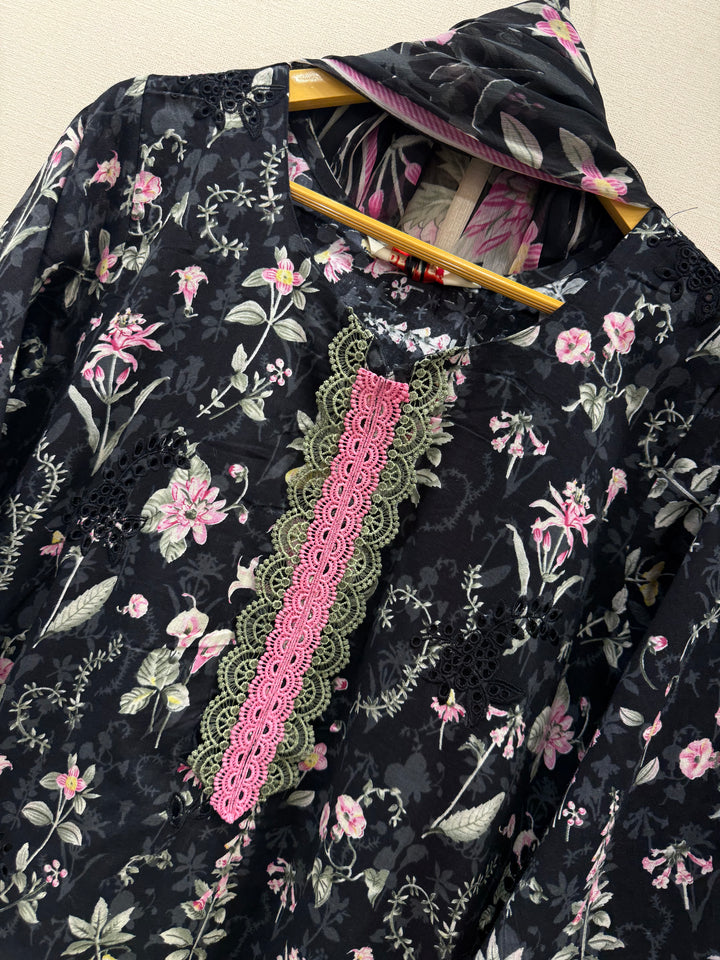 Cotton embroided farshi suits