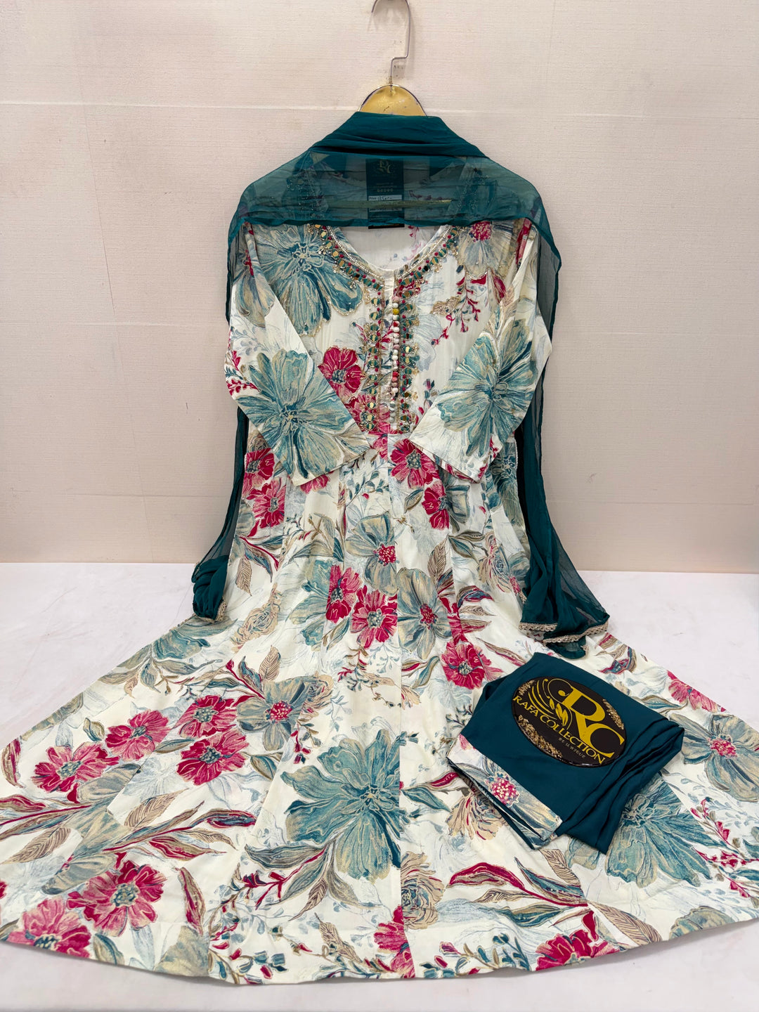 Handwork Gown Suits