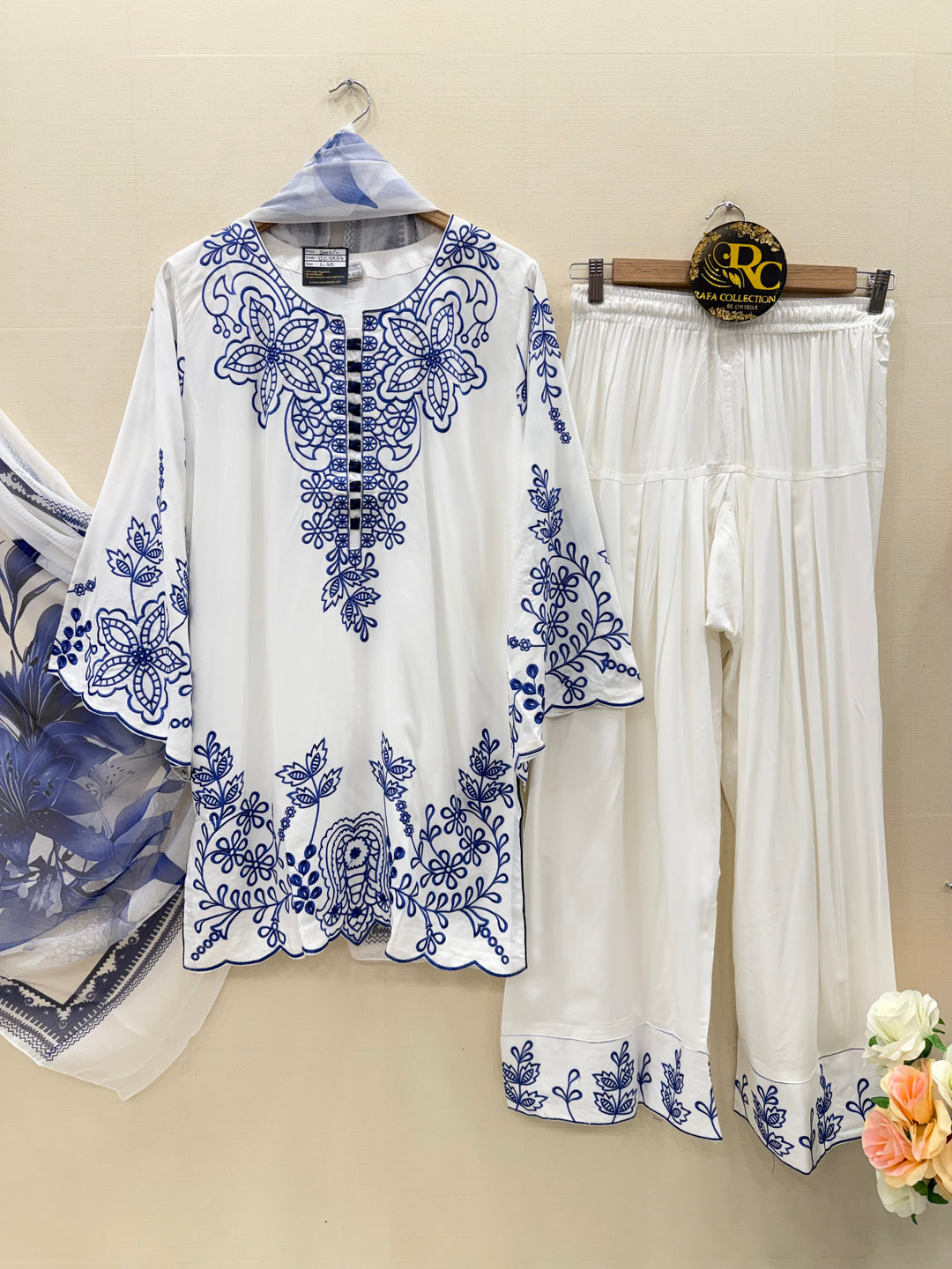 Embroidered Farshi suits