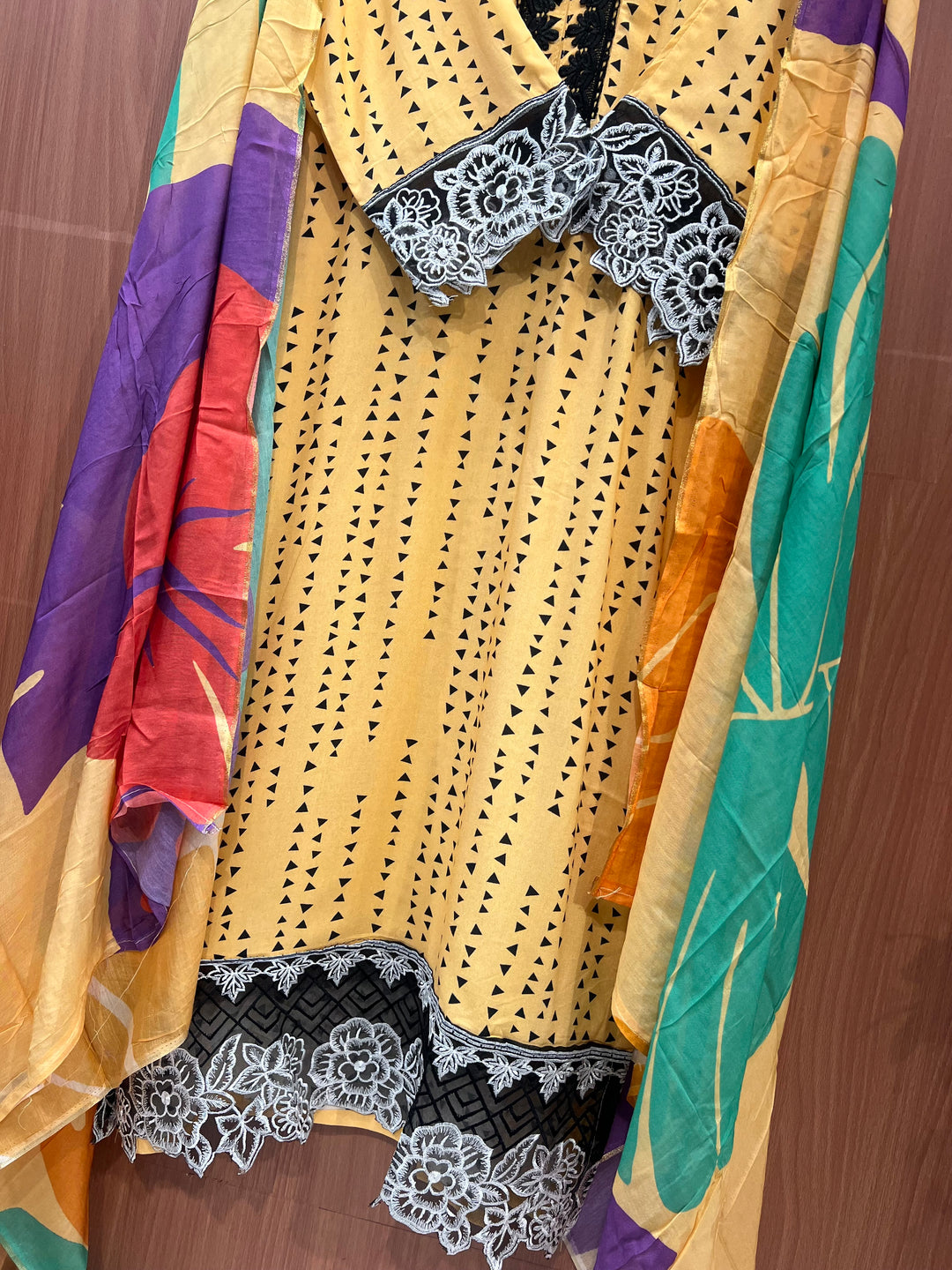 Pure Lawn suits  2529