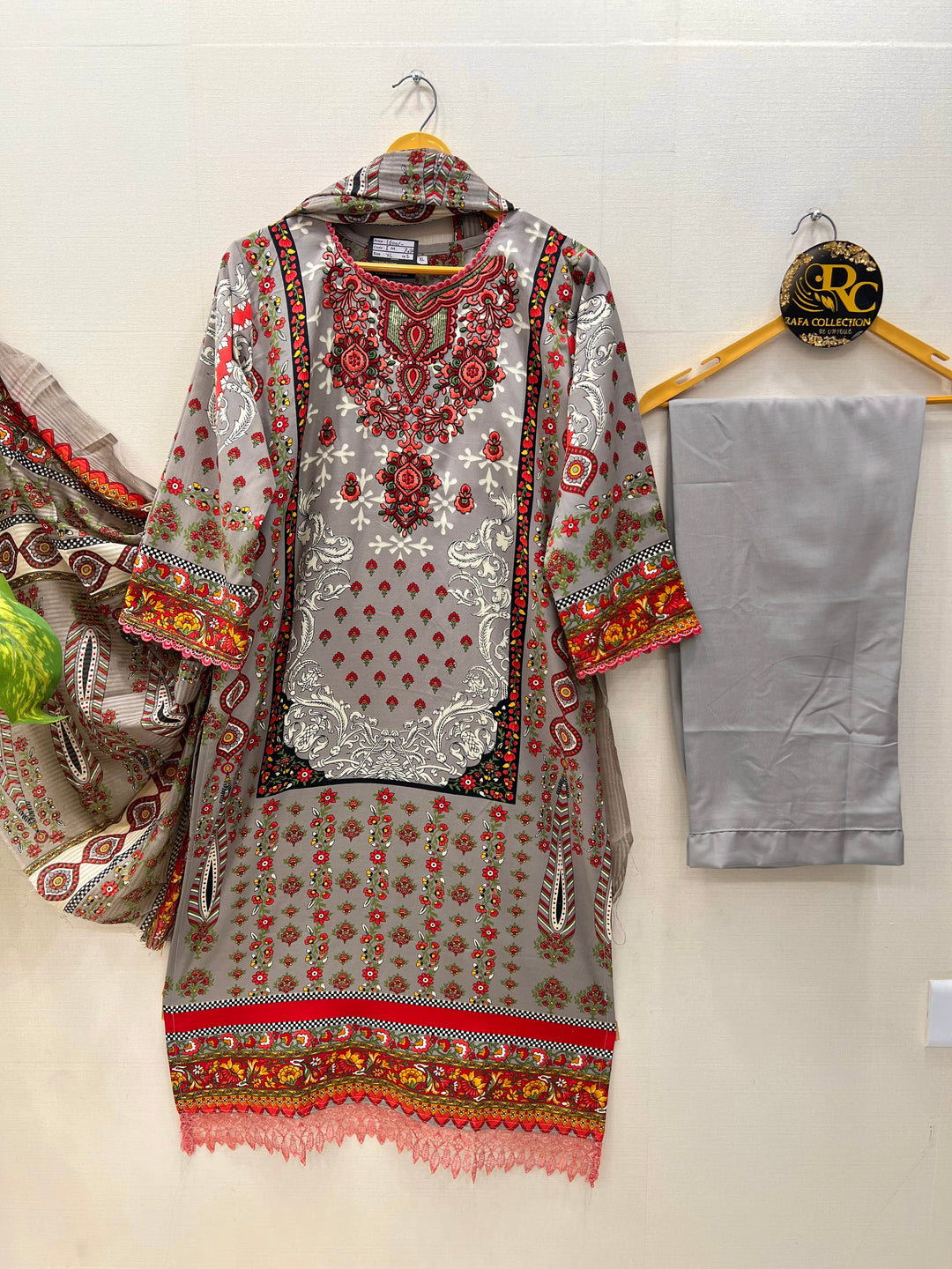 Cotton embroidered suits