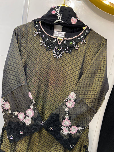 Karachi Suit 1510
