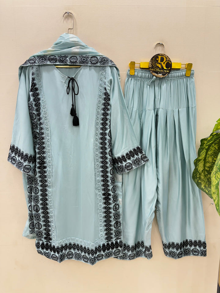 Pakistani Farshi Salwar suits