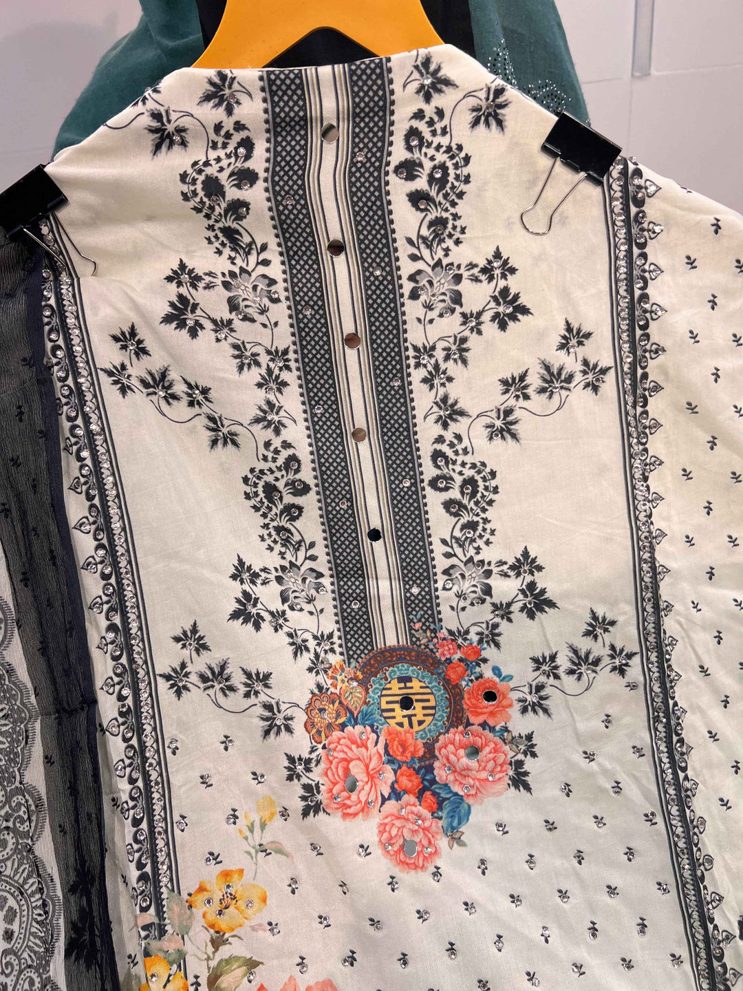 Pure Muslin Suit 1941