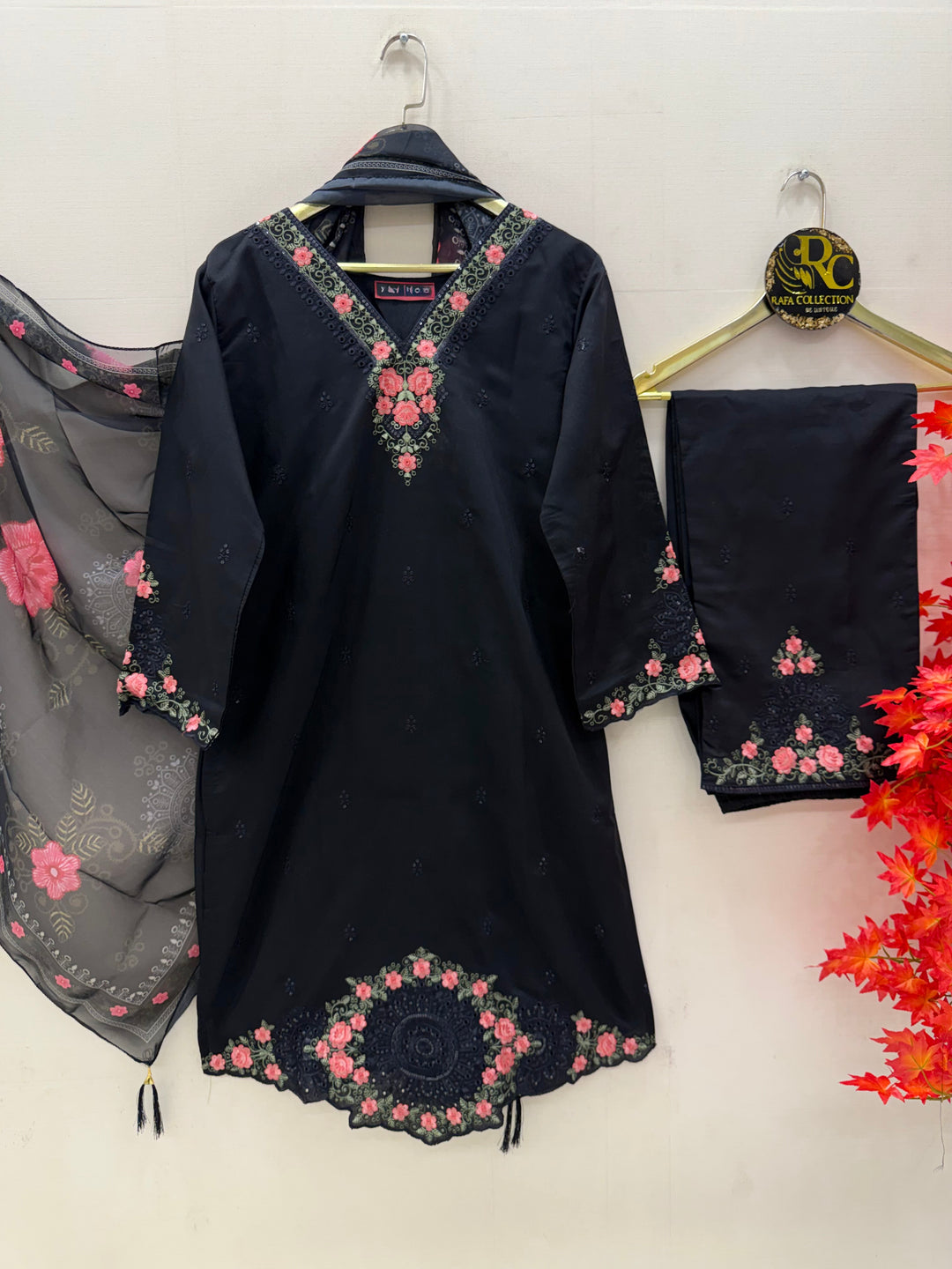 Cotton embroidered suits
