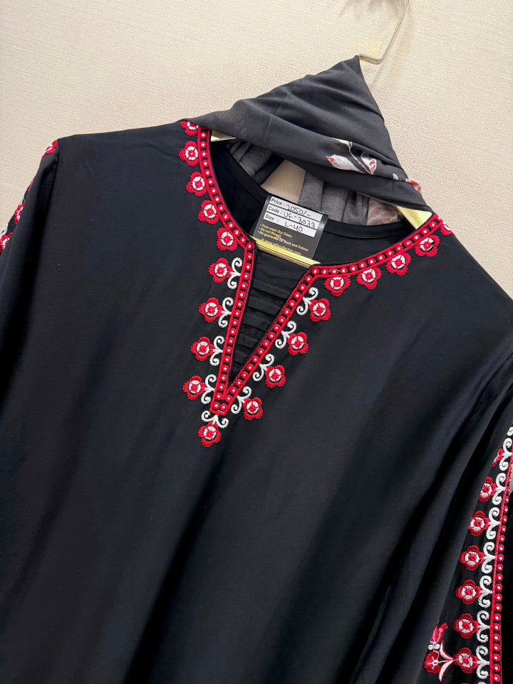 Pakistani Embroidered suits