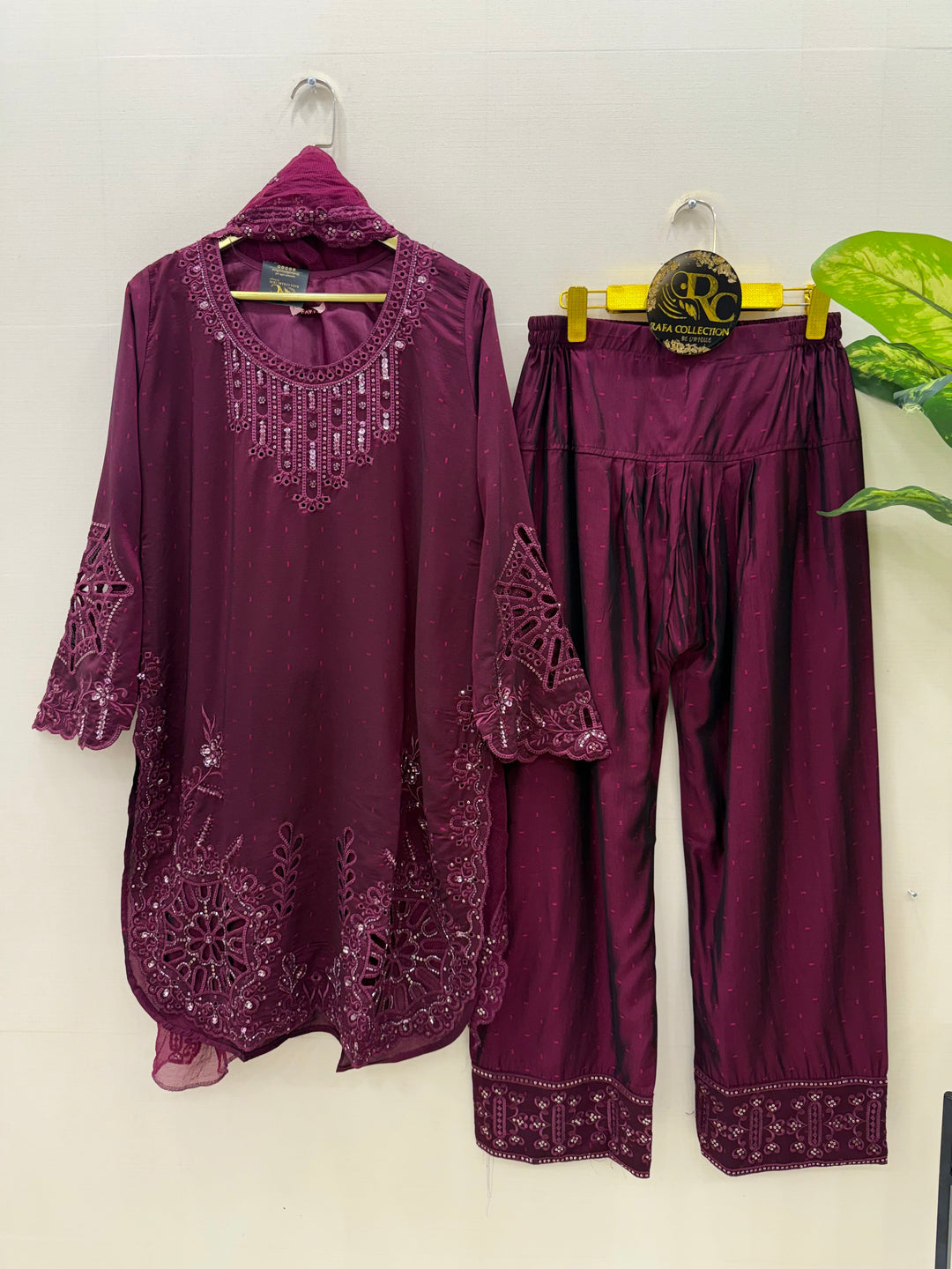 Pakistani Farshi Salwar 3155