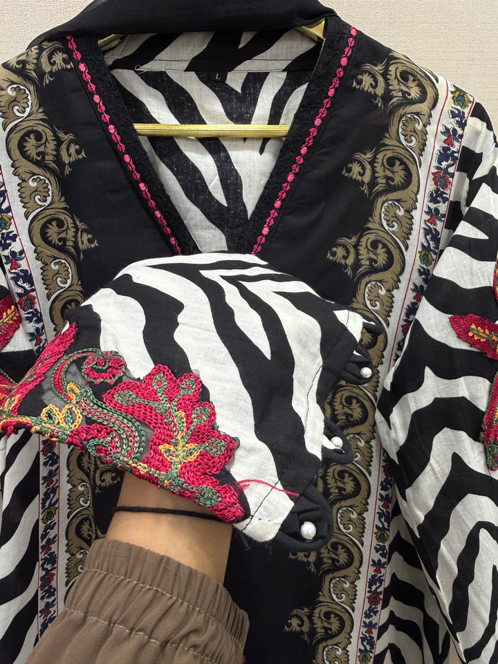 Cotton embroidered suits