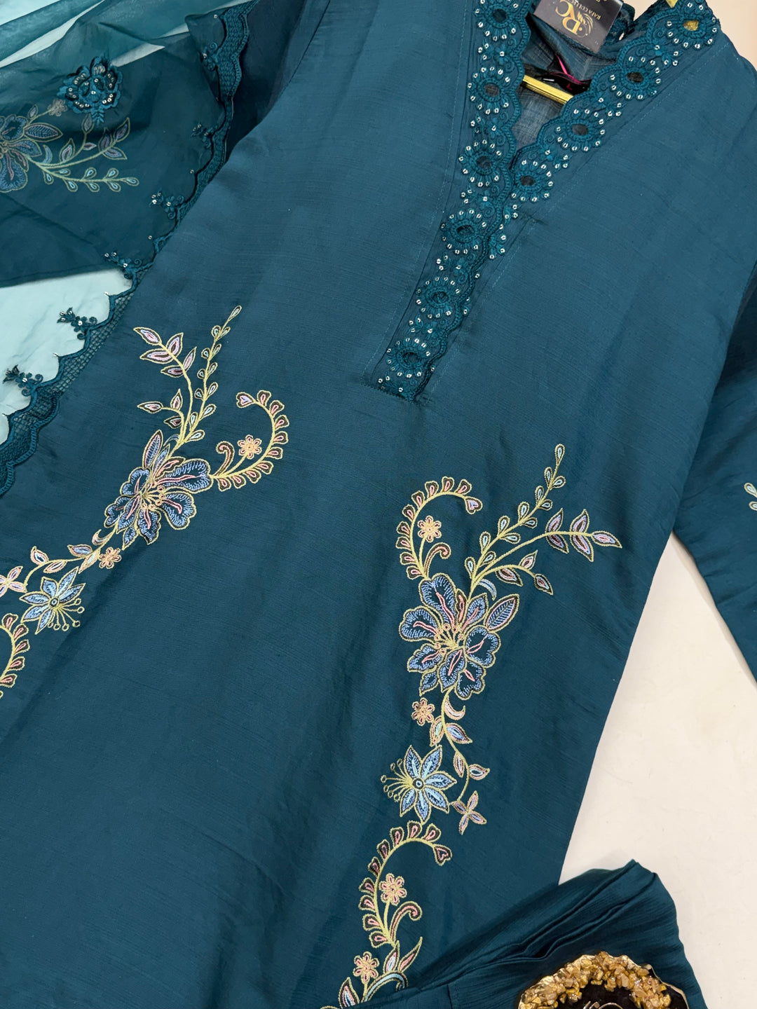 Pakistani formals suits 2828