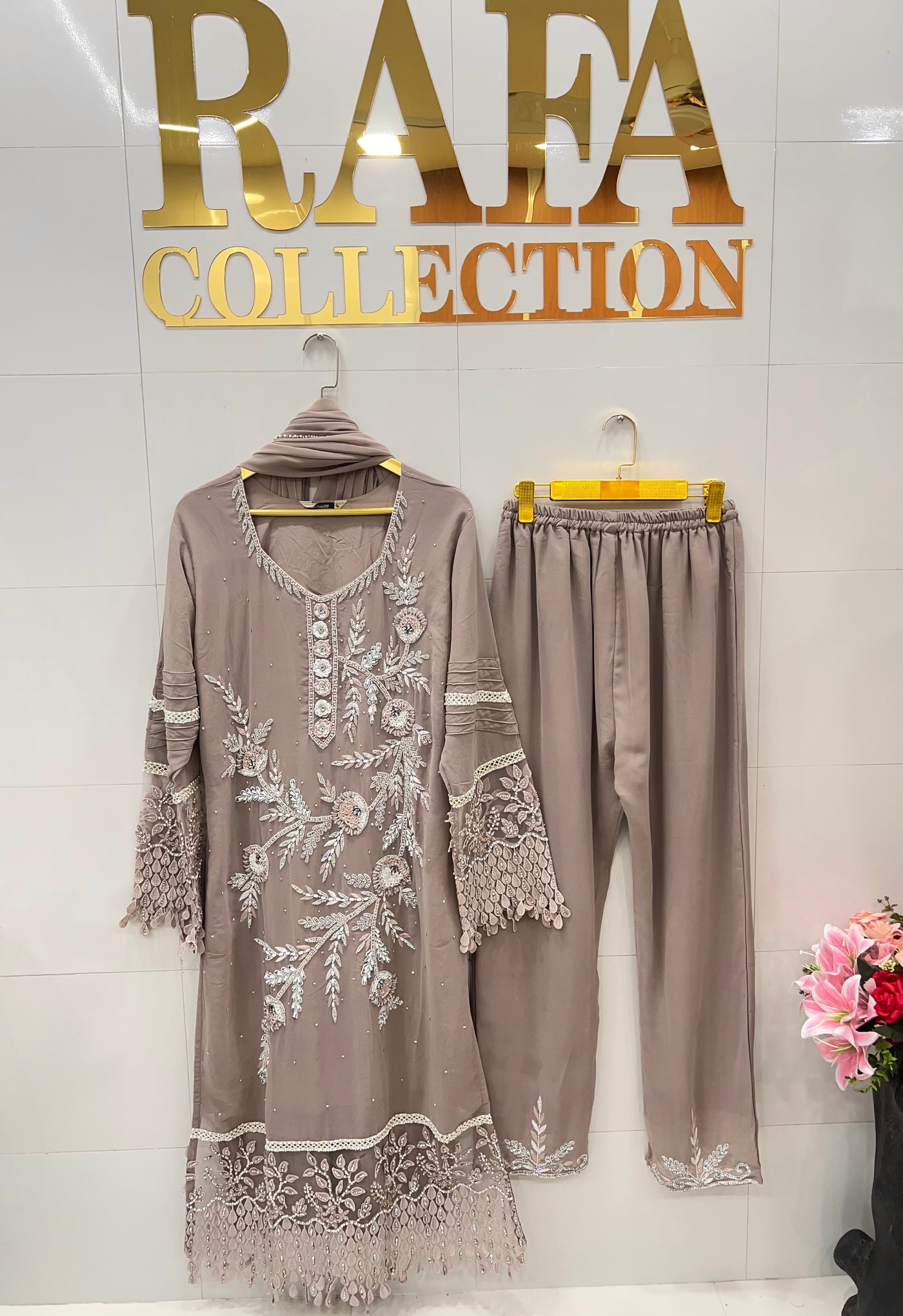 Wedding handwork collection 281012