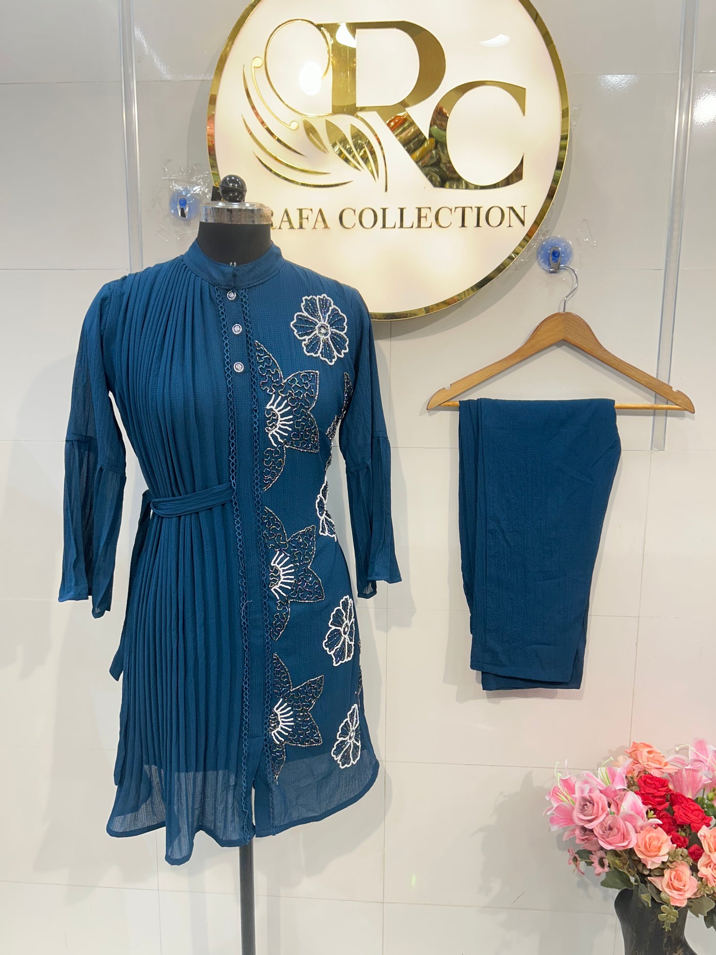 Crinkle Handwork Co-Ord Set 1582