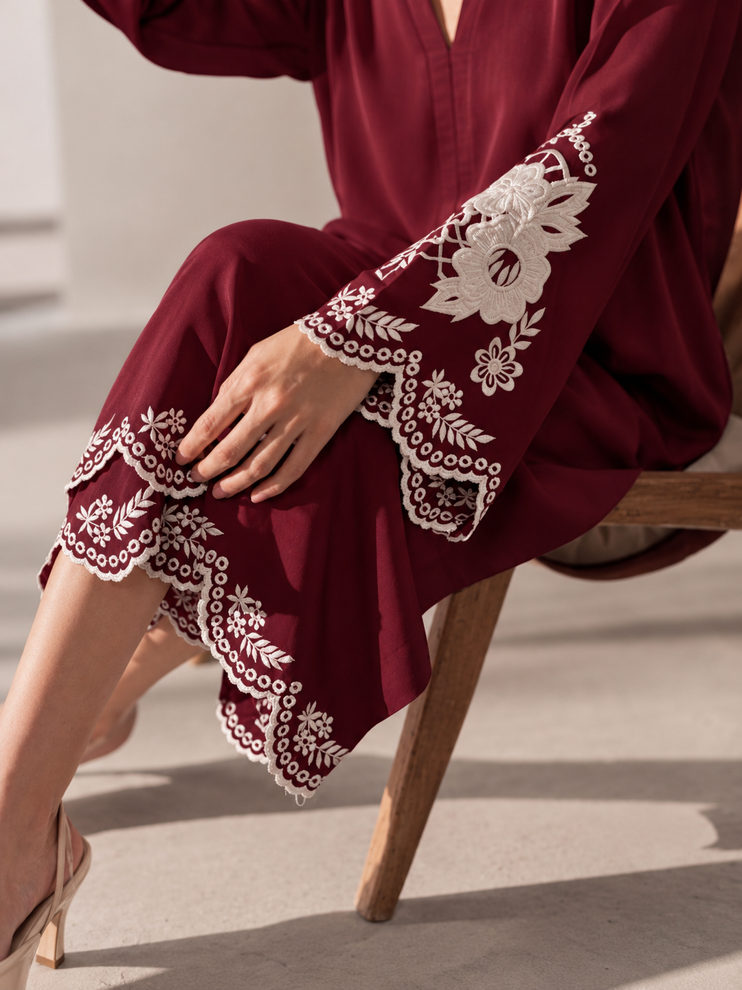 Appliqué work premium suits