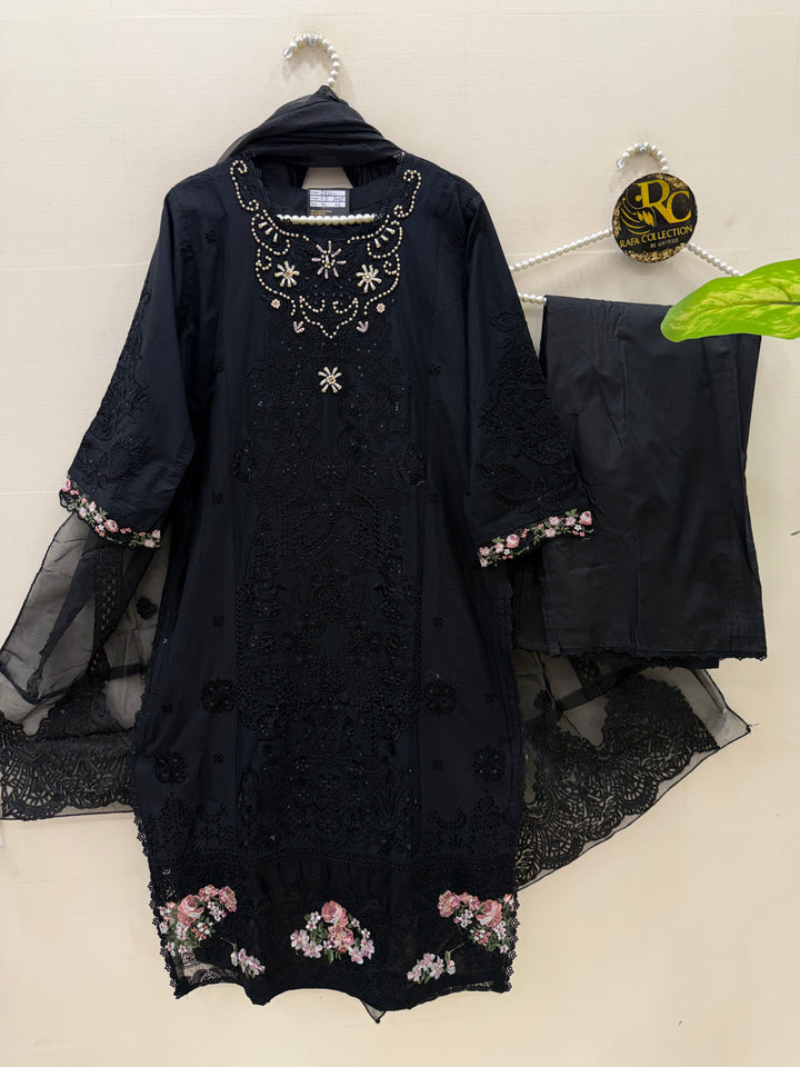 Pakistani Embroidered suits