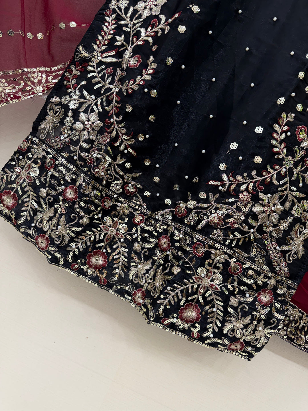 Pakistani pearl work suits 3002