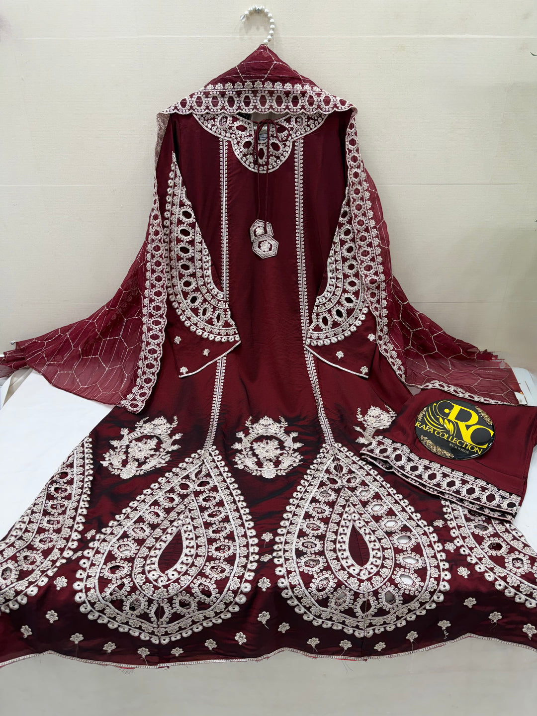 Premium cutwork long suit