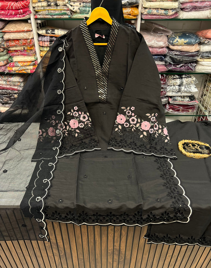 Pakistani formals suit 2648