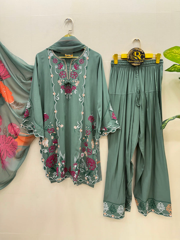 Embroidered Farshi suits 2951