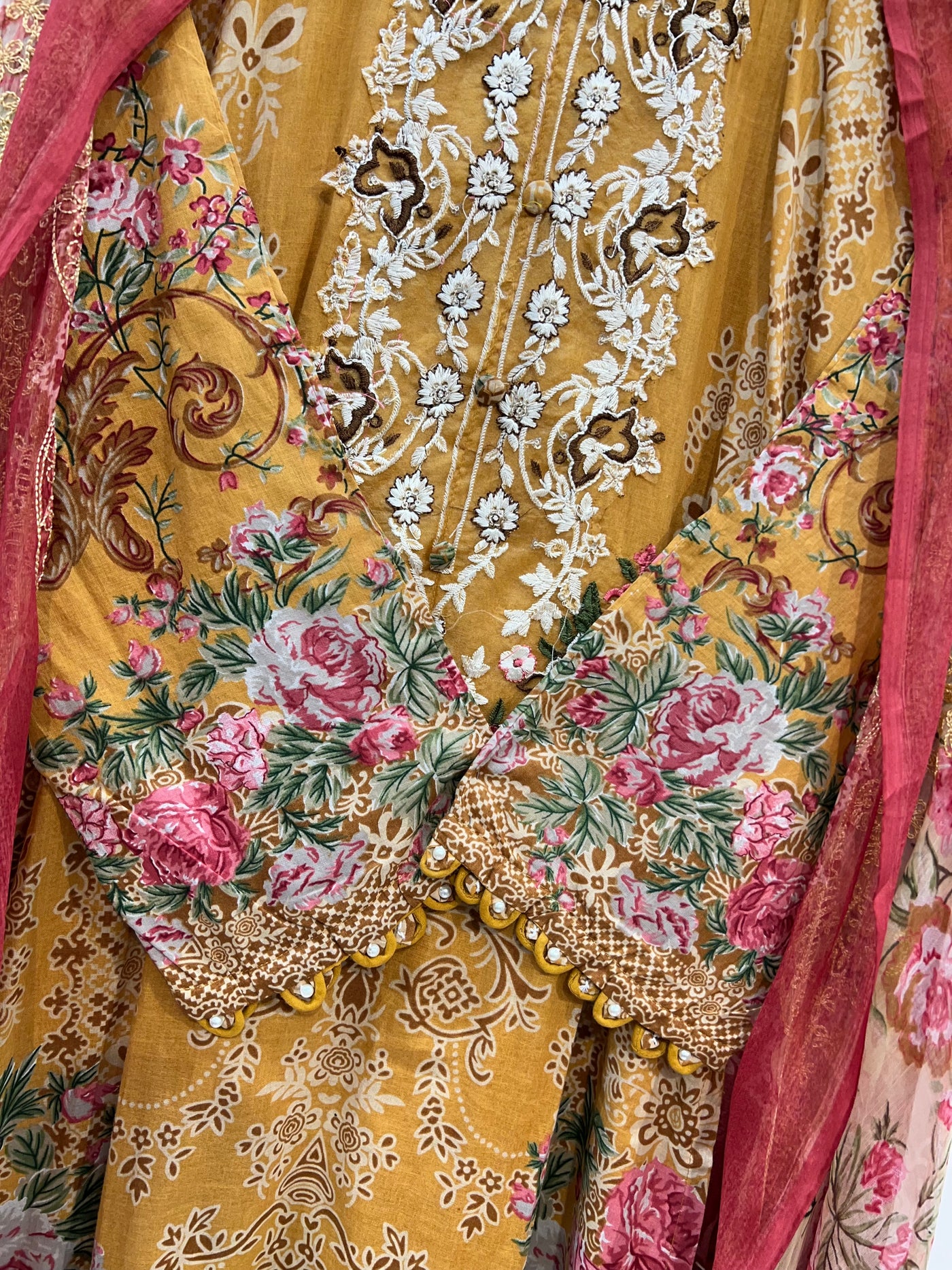 Pakistani embroided suits 2610