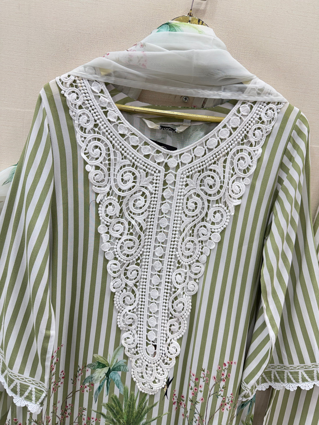 Pakistani Muslim suits