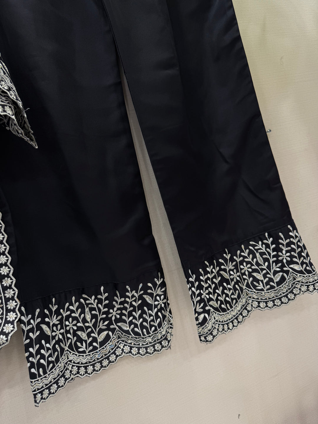Pakistani Embroidered suits