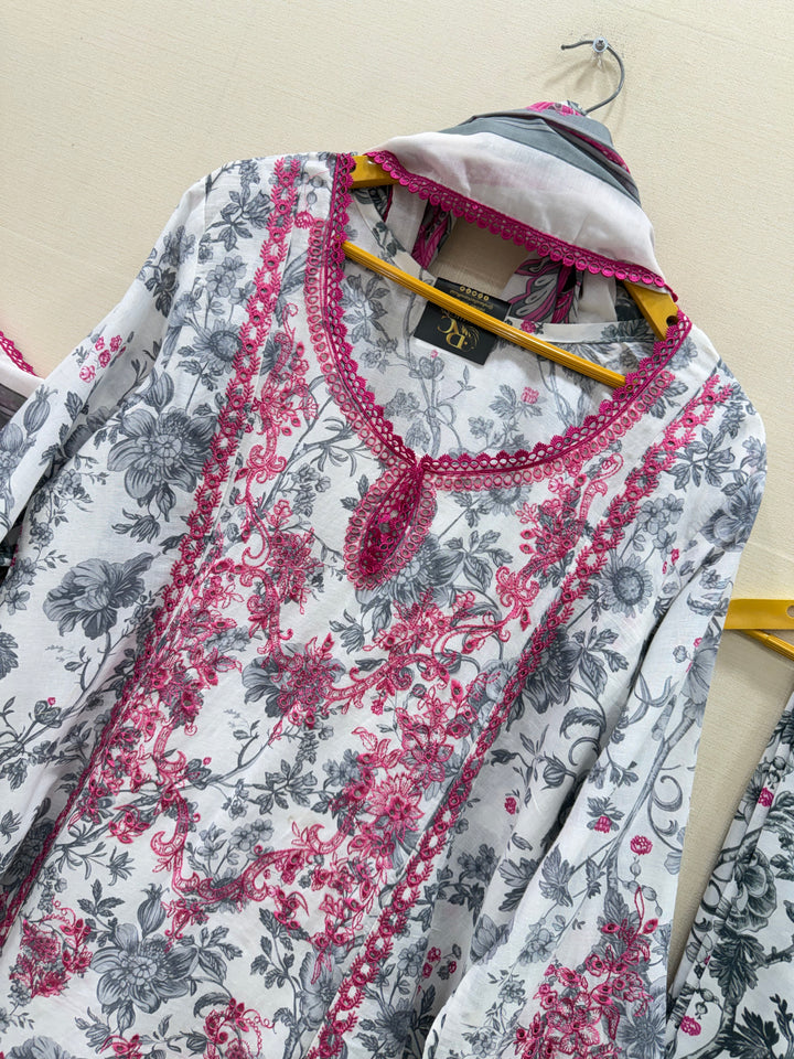 Pakistani embroidered suits
